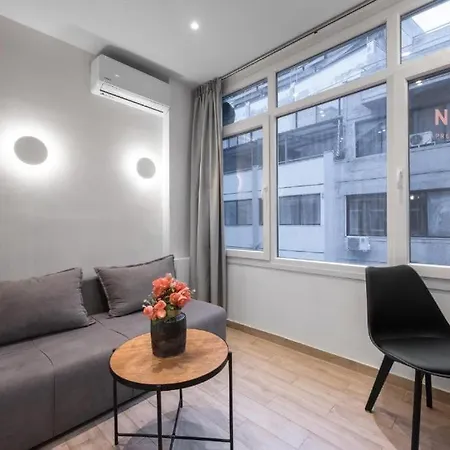 V1 Boutique Residences, Nilie Hospitality Mgmt * Soluň